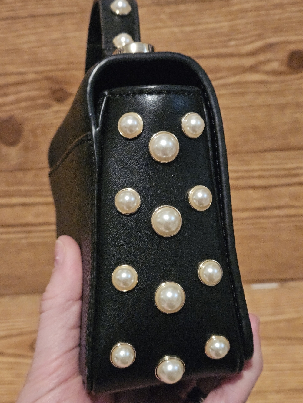 Kate Spade Serrano Place Pearl Maisie Hand Bag Crossbody Black Gold - Picture 6 of 13